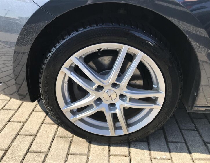 Seat Leon Kombi 2,0 l 110 kw