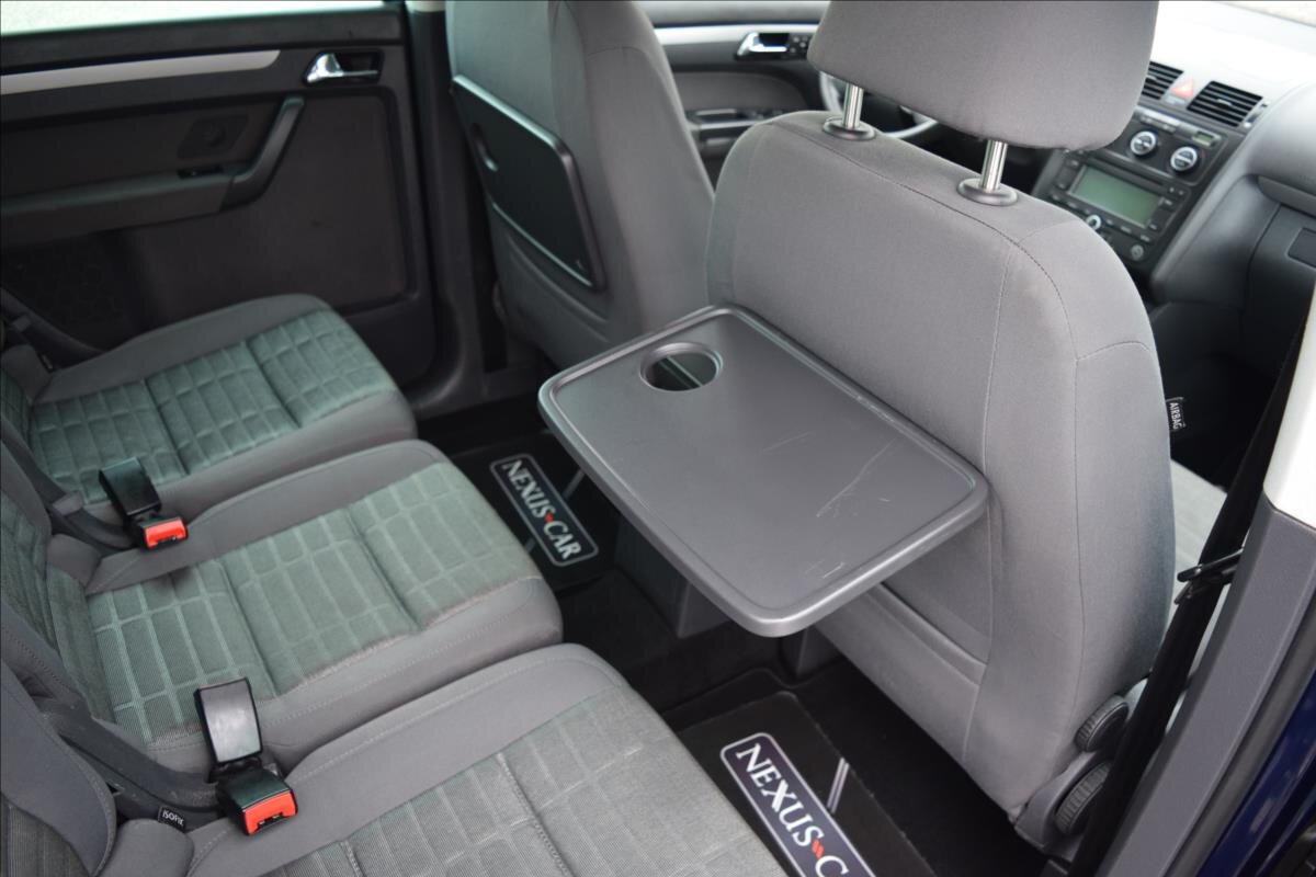 Volkswagen Touran Kombi 1,4 l 103 kw