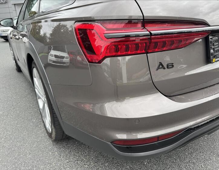 Audi A6 Allroad 8