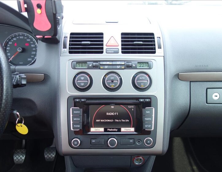 Volkswagen Touran MPV 2,0 l 103 kw