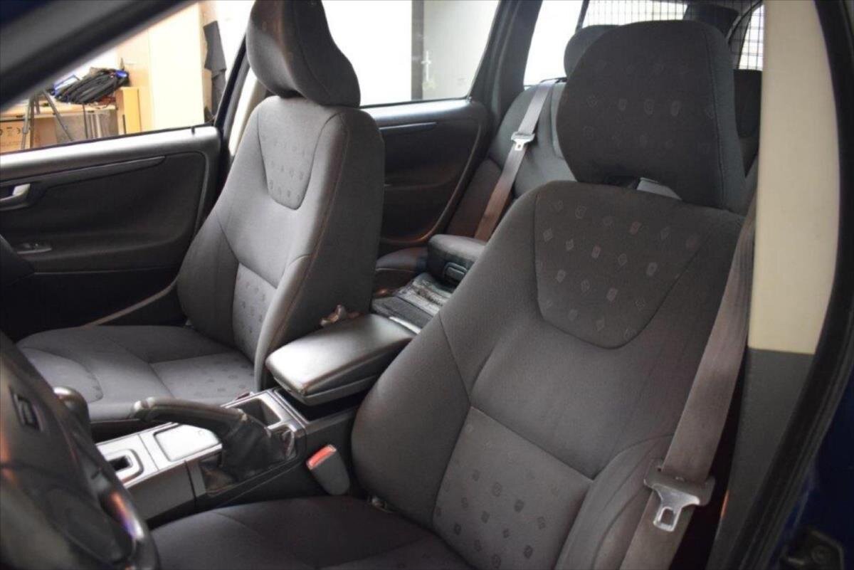 Volvo V70 Kombi 2,4 l 125 kw