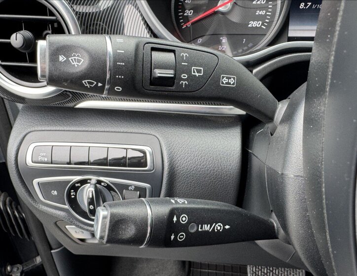 Mercedes-Benz Třídy V Kombi 2,1 l 120 kw