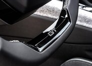 Peugeot 3008 SUV / Terénní 1,2 l 107 kw