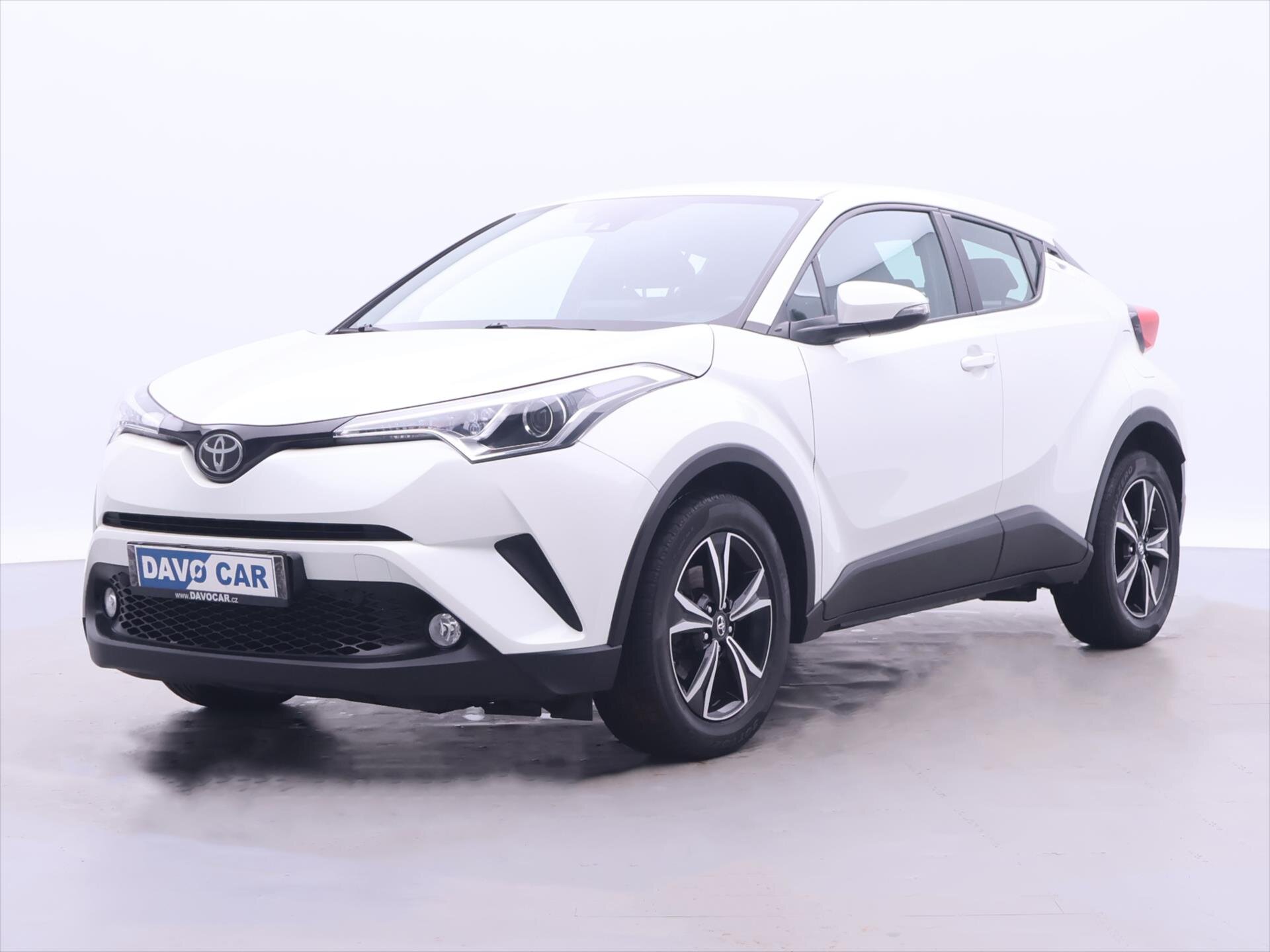 Toyota C-HR SUV / Terénní 1,2 l 85 kw