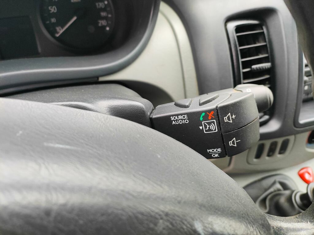 Renault Trafic Skříň 2,0 l 66 kw