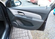 Chevrolet Cruze Sedan / Limuzína 2,0 l 110 kw