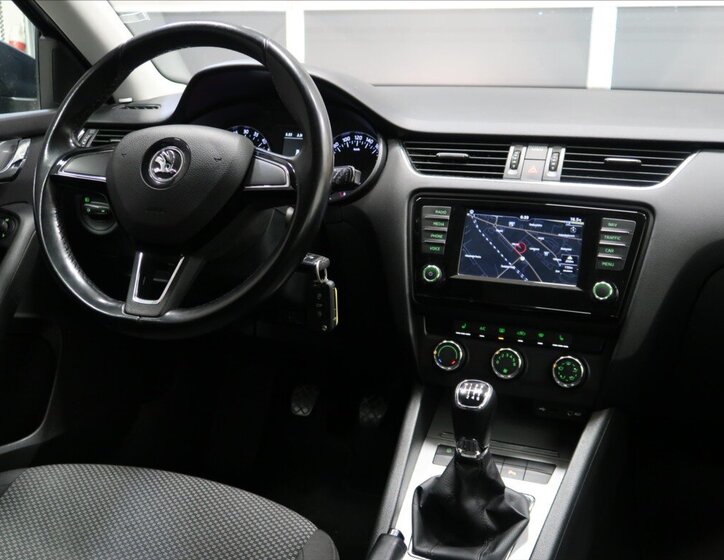 Škoda Octavia Kombi 2,0 l 110 kw