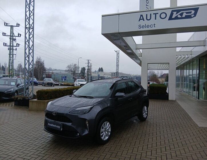 Toyota Yaris Cross SUV 1,5 l 68 kw