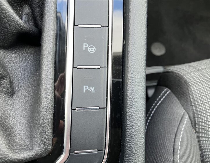 Volkswagen Passat Kombi 2,0 l 90 kw