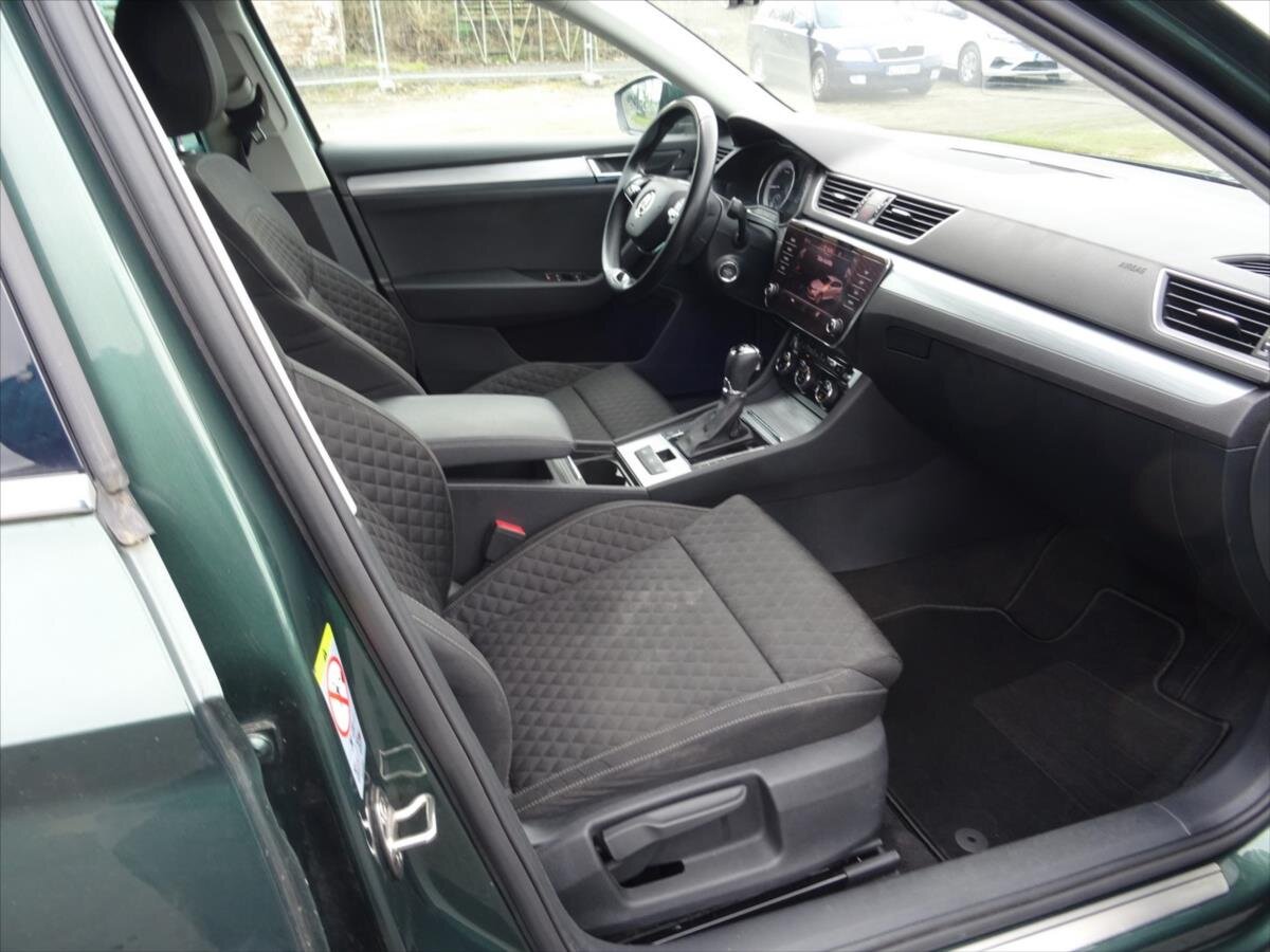 Škoda Superb Kombi 1,6 l 88 kw