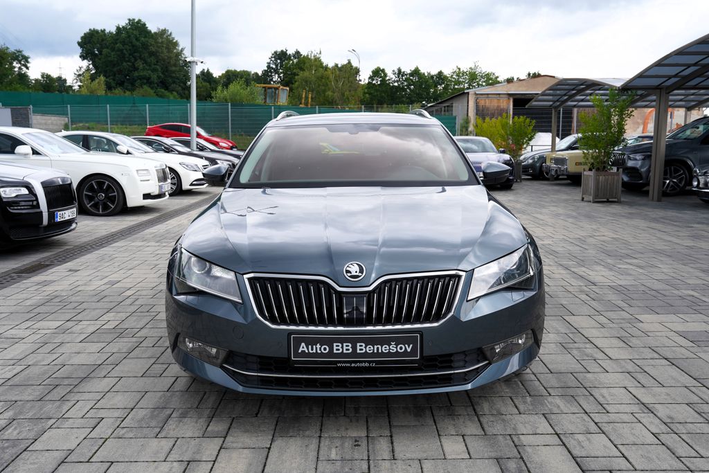 Škoda Superb
