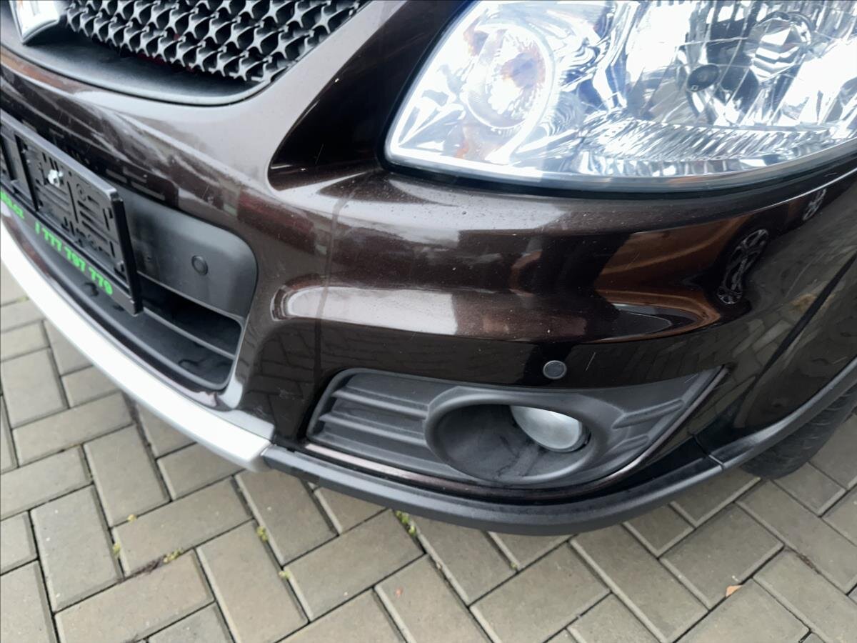 Suzuki SX4 Hatchback 1,6 l 88 kw