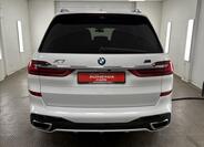 BMW X7 5