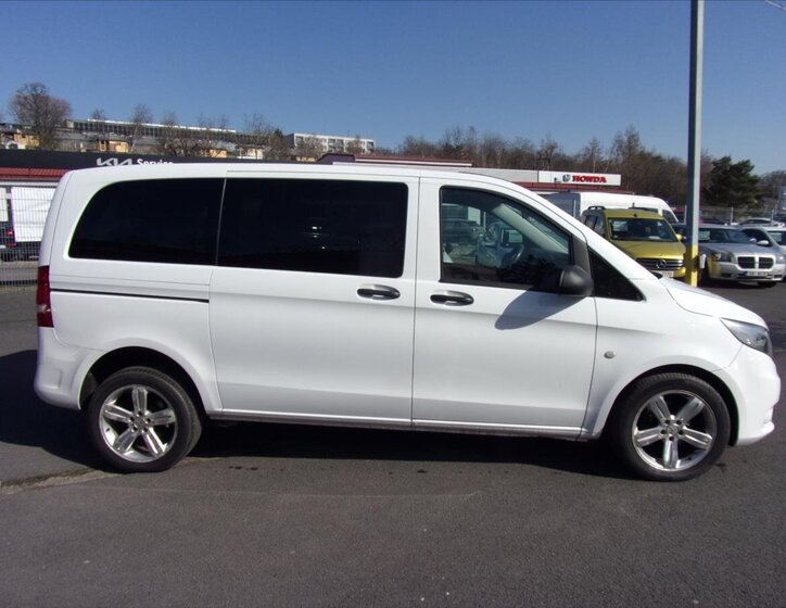 Mercedes-Benz Vito Kombi 2,1 l 120 kw