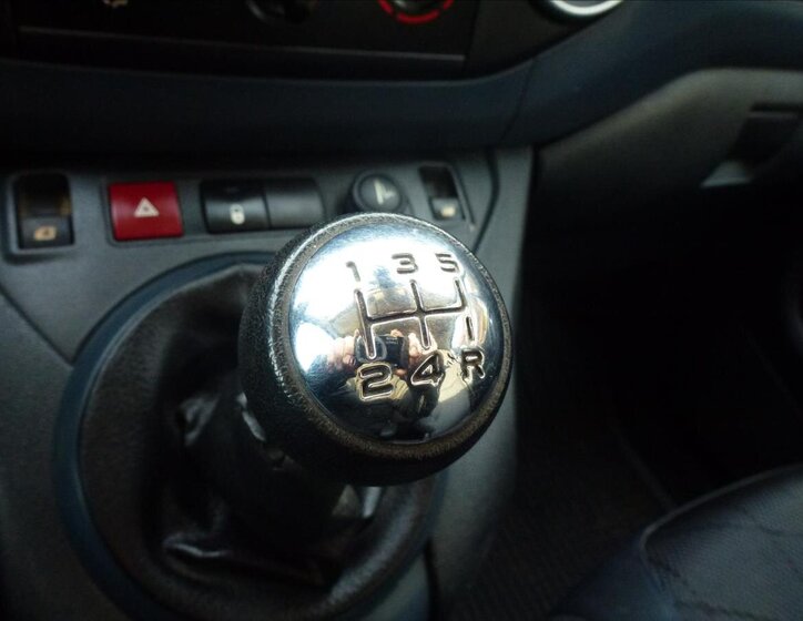 Peugeot Partner Tepee Kombi 1,6 l 68 kw