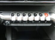 Peugeot 5008 MPV 1,2 l 96 kw