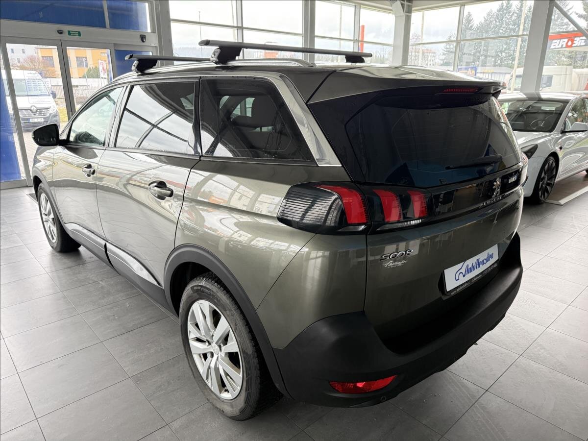 Peugeot 5008 SUV 2,0 l 110 kw