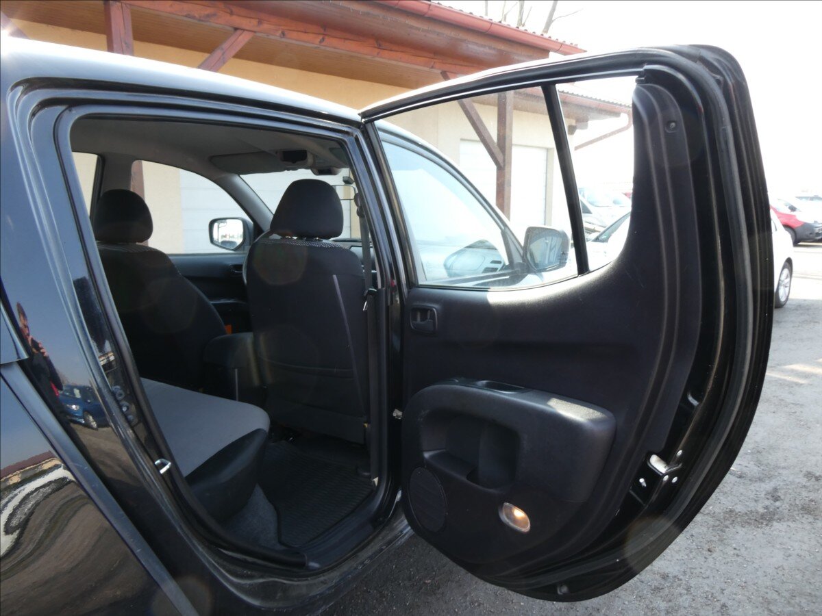 Mitsubishi L200 Pick-up 2,5 l 100 kw