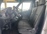 Mercedes-Benz Sprinter 11