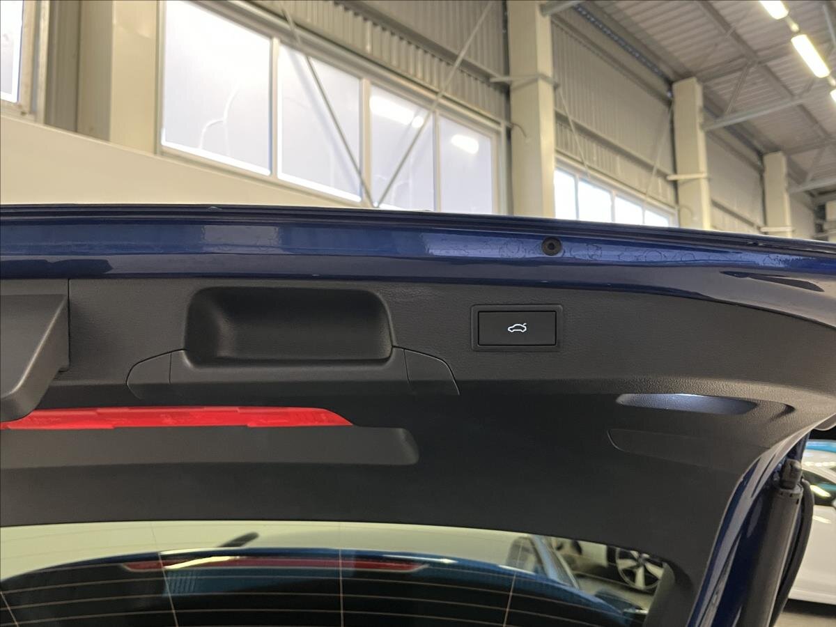 Škoda Superb Kombi 2,0 l 110 kw