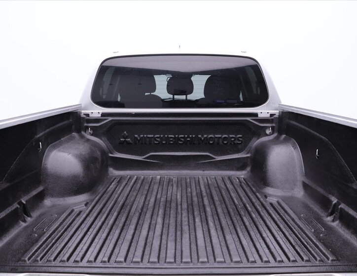 Mitsubishi L200 Pick-up 2,3 l 110 kw