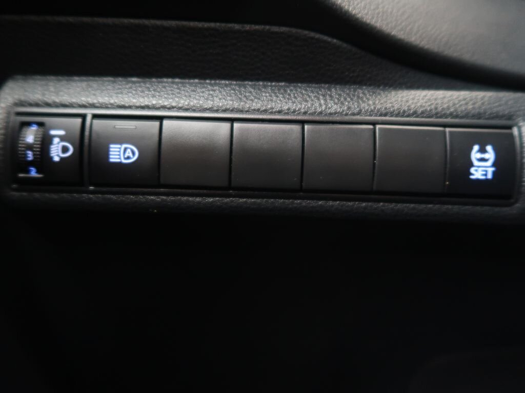 Toyota Corolla Sedan / Limuzína 1,5 l 92 kw