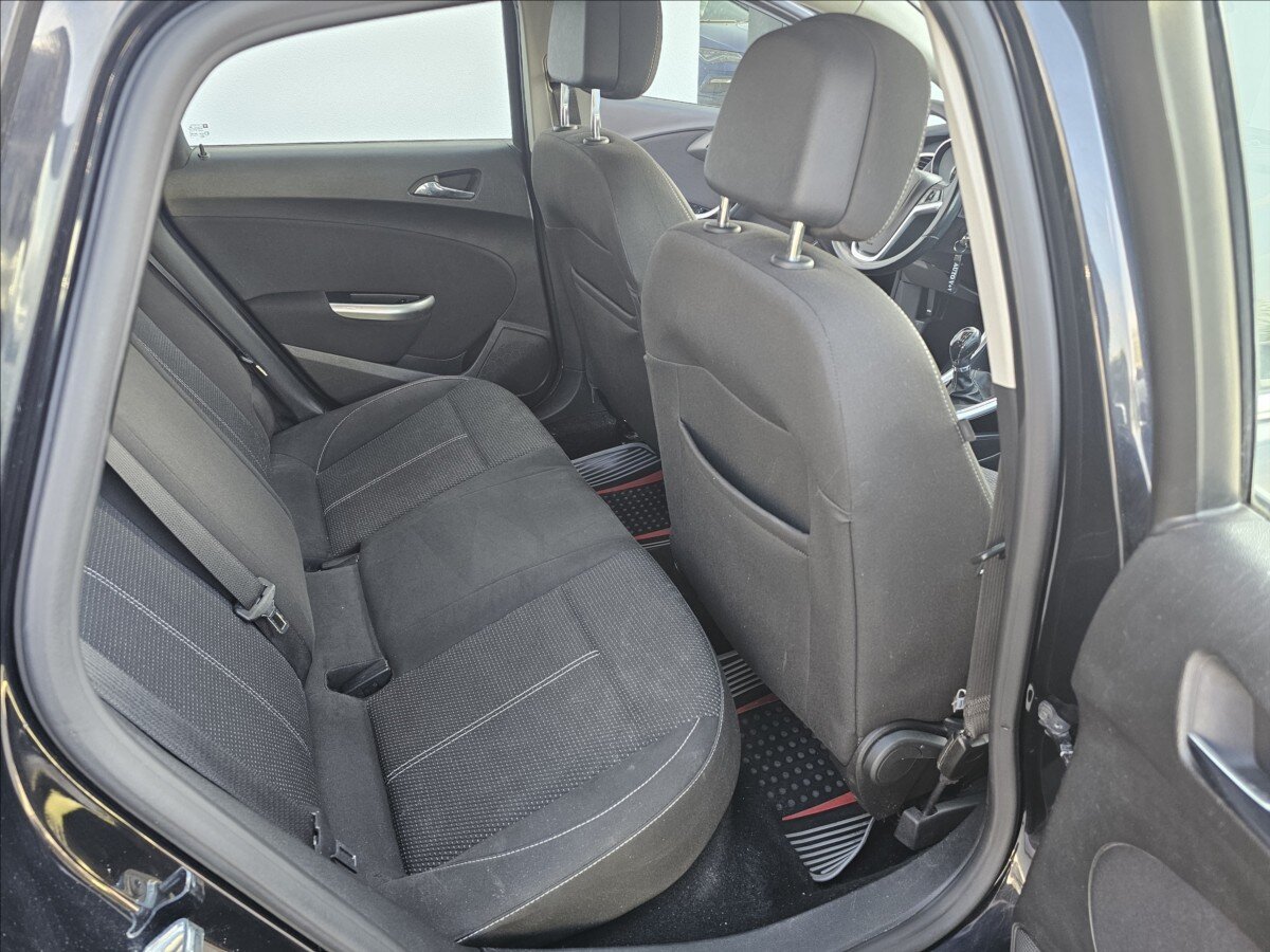 Opel Astra Hatchback 1,6 l 132 kw