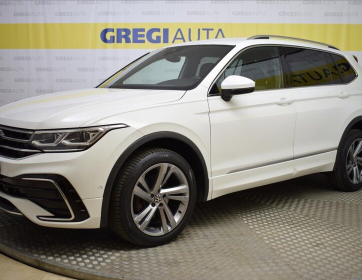 Volkswagen Tiguan SUV / Terénní 2,0 l 110 kw