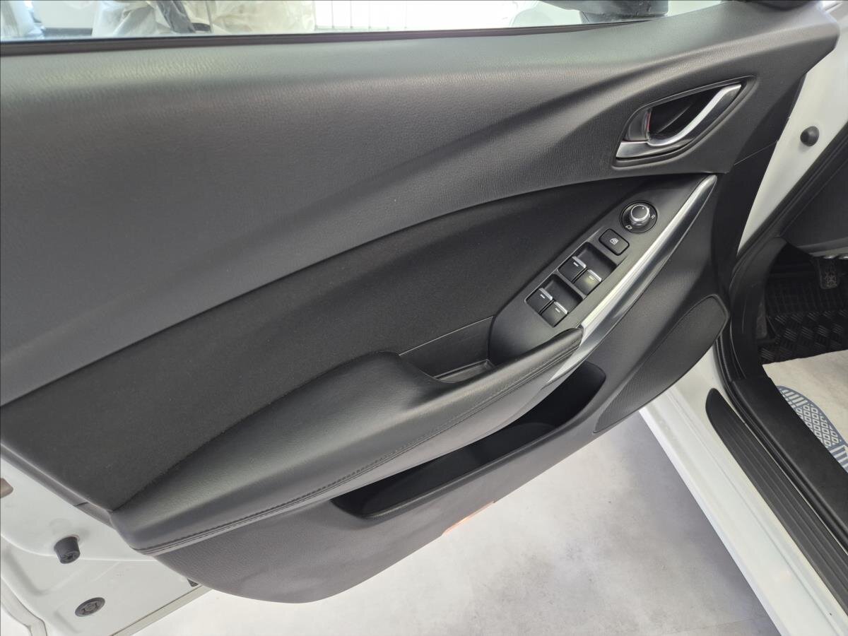 Mazda 6 Sedan 2,0 l 107 kw
