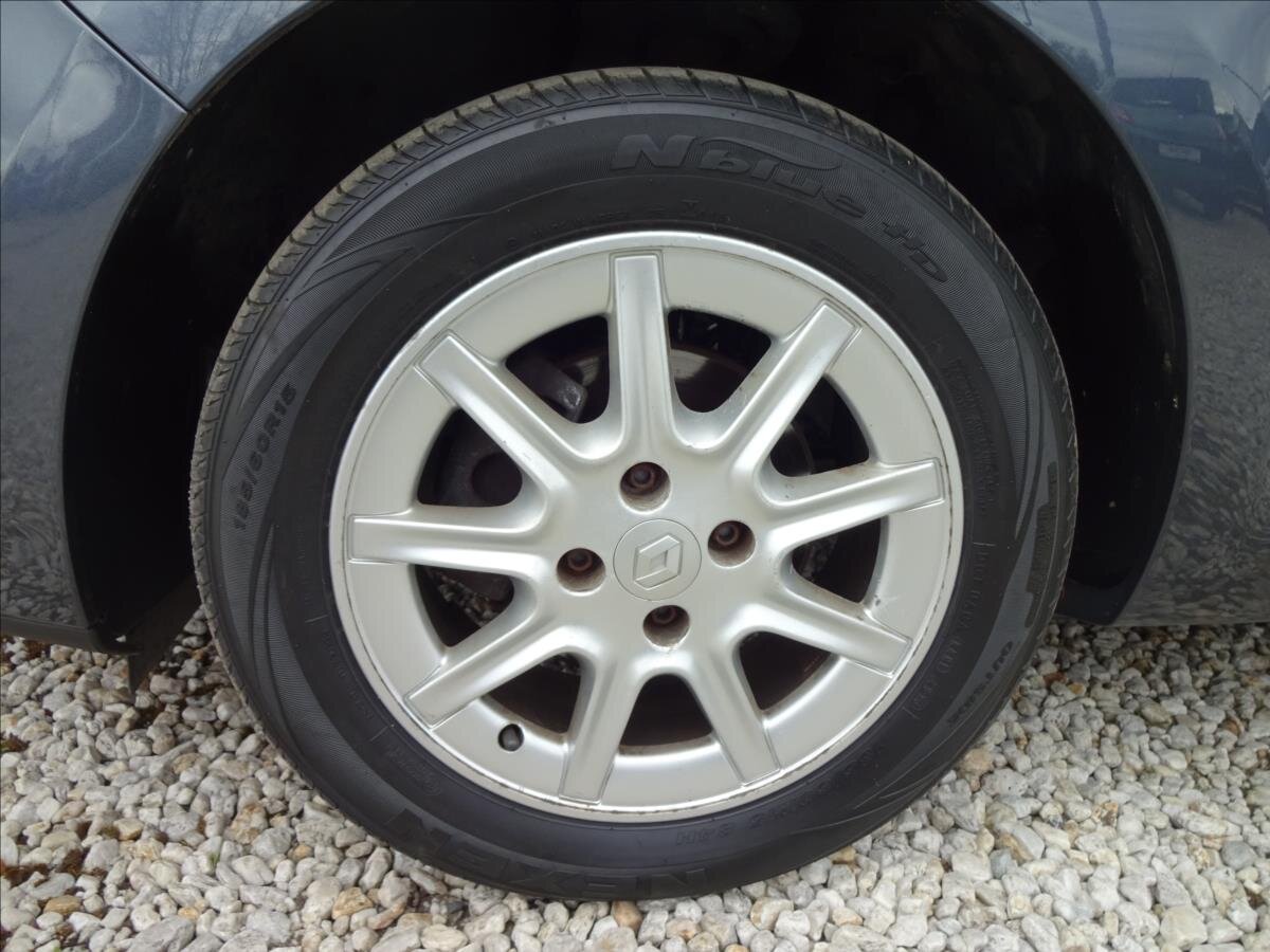 Renault Clio Kombi 1,1 l 54 kw