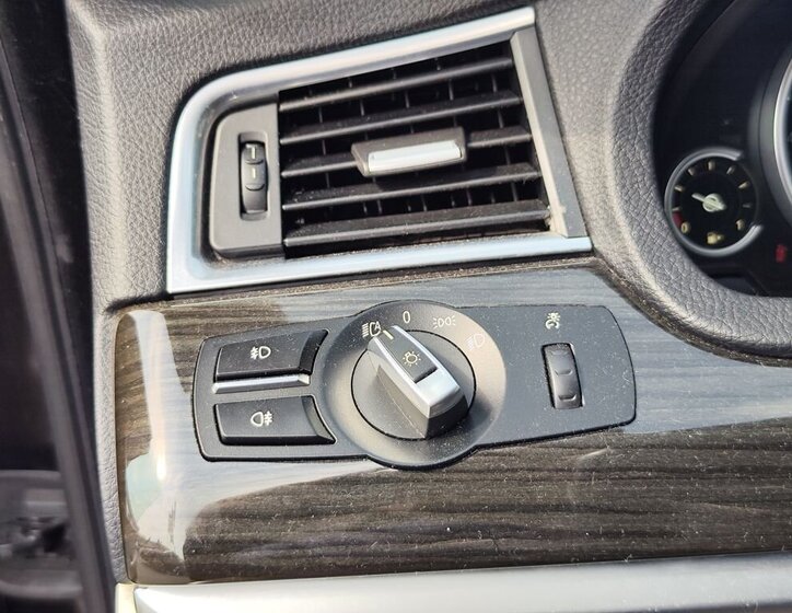 BMW Řada 5 Liftback 3,0 l 190 kw