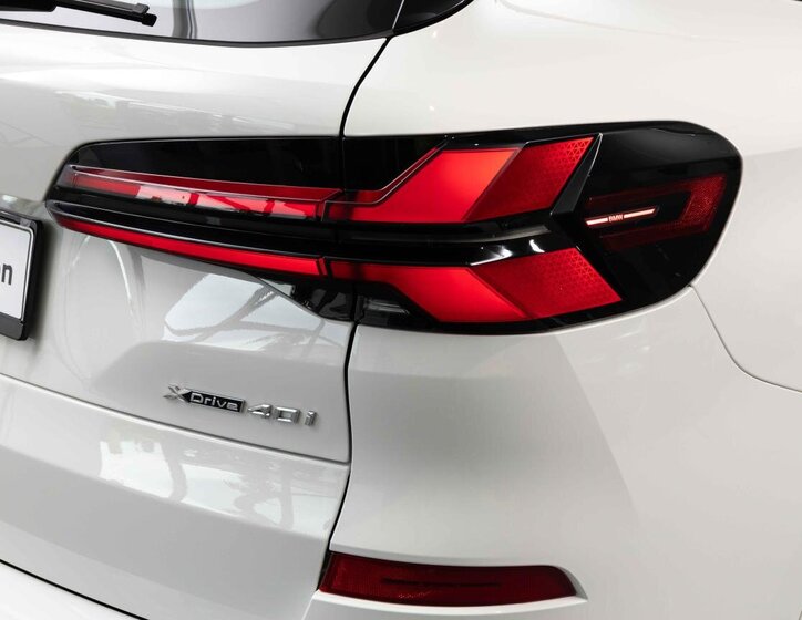 BMW X5 SUV / Terénní 3,0 l 280 kw