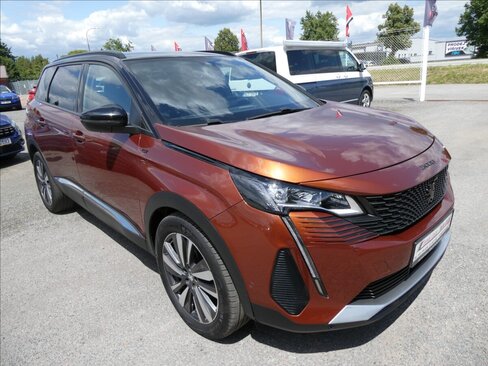 Peugeot 5008 SUV / Terénní 2,0 l 130 kw