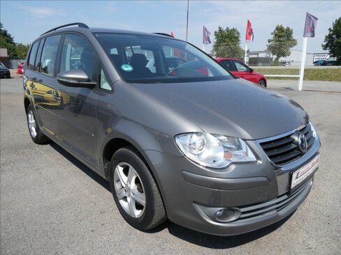 Volkswagen Touran MPV 1,4 l 103 kw