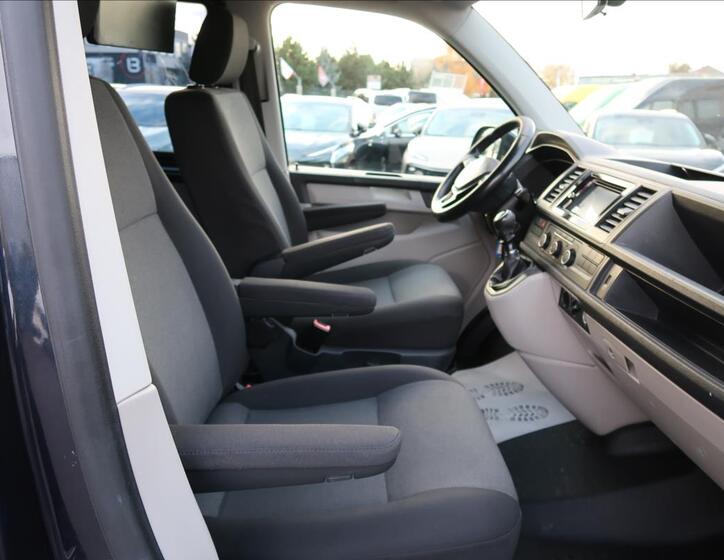 Volkswagen Transporter 13