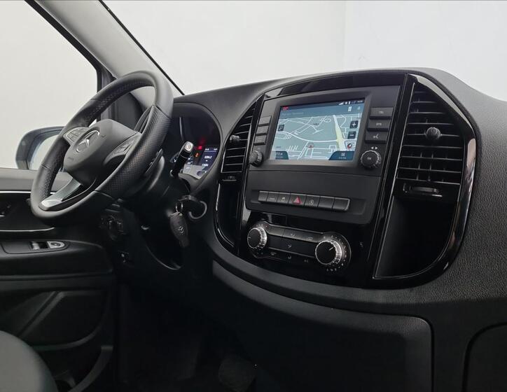 Mercedes-Benz Vito 16