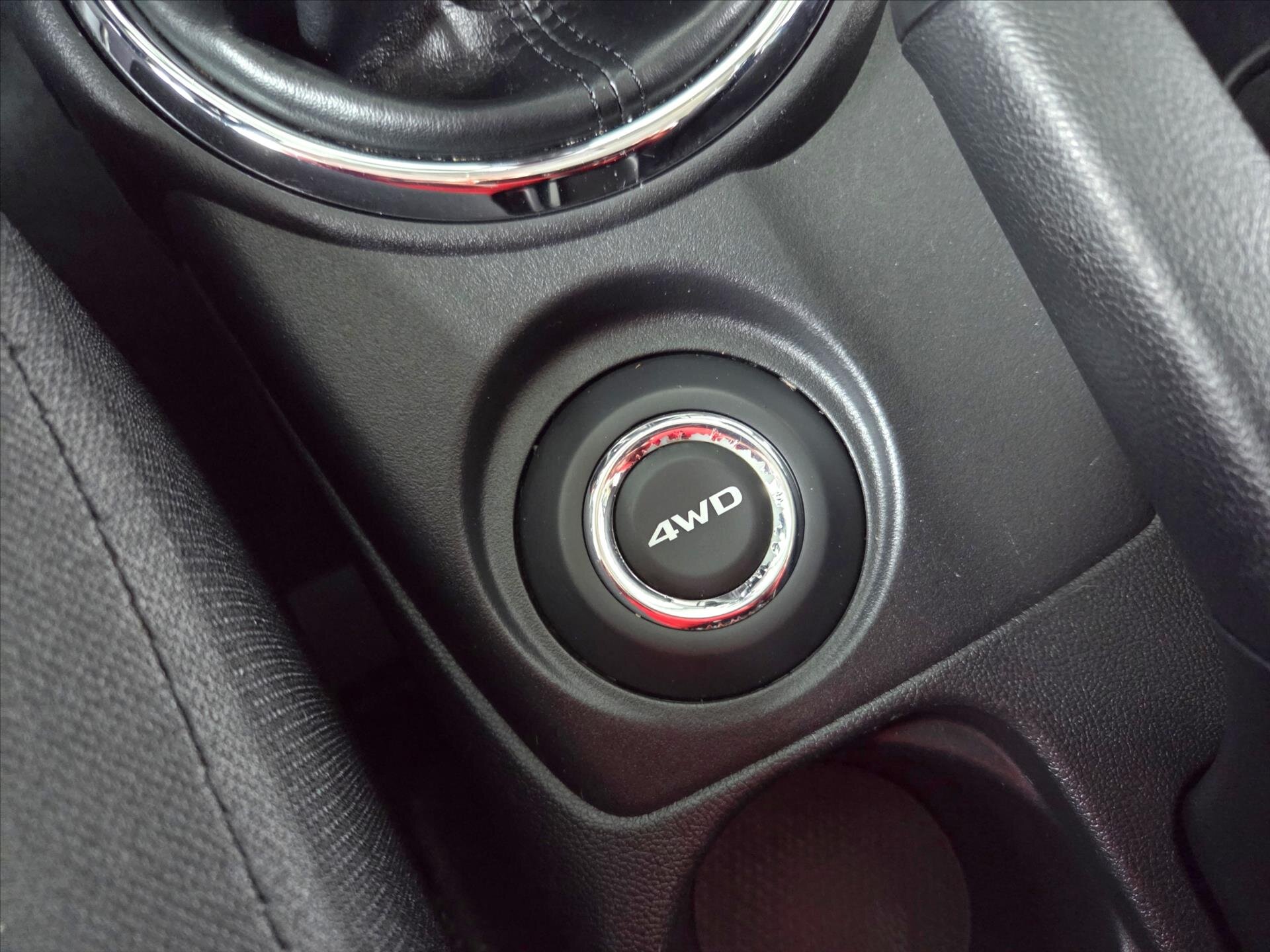 Mitsubishi ASX SUV / Terénní 1,6 l 84 kw