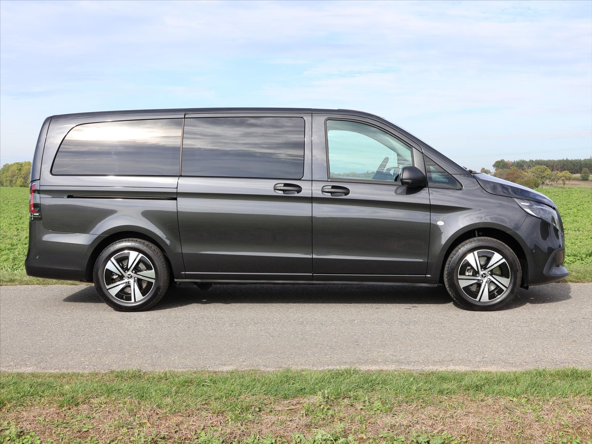 Mercedes-Benz Vito Kombi 2,0 l 174 kw
