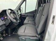 Mercedes-Benz Sprinter 8