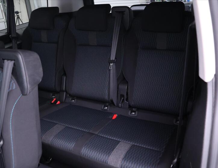 Peugeot Traveller 14