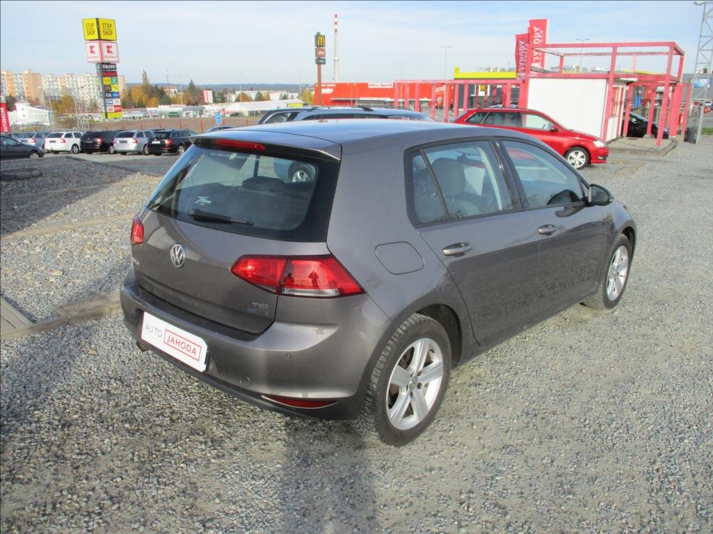 Volkswagen Golf Hatchback 1,2 l 77 kw