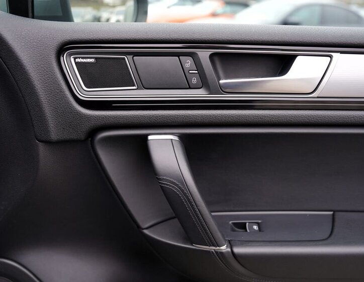 Volkswagen Touareg 19