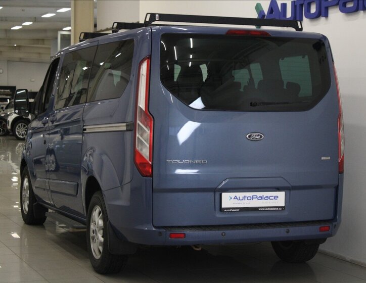 Ford Tourneo Custom 3