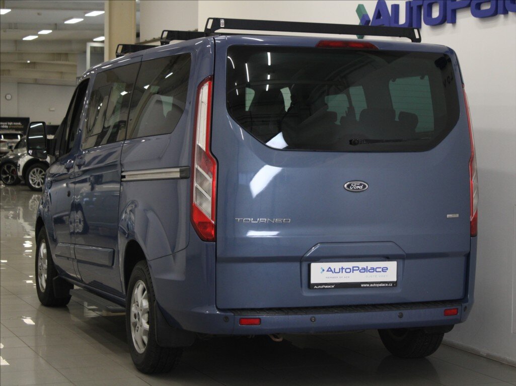 Ford Tourneo Custom