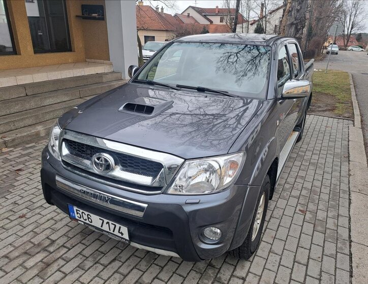 Toyota Hilux Pick-up 2,5 l 106 kw