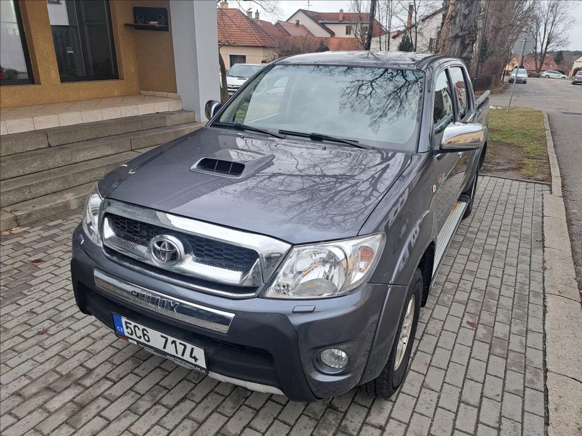 Toyota Hilux Pick-up 2,5 l 106 kw