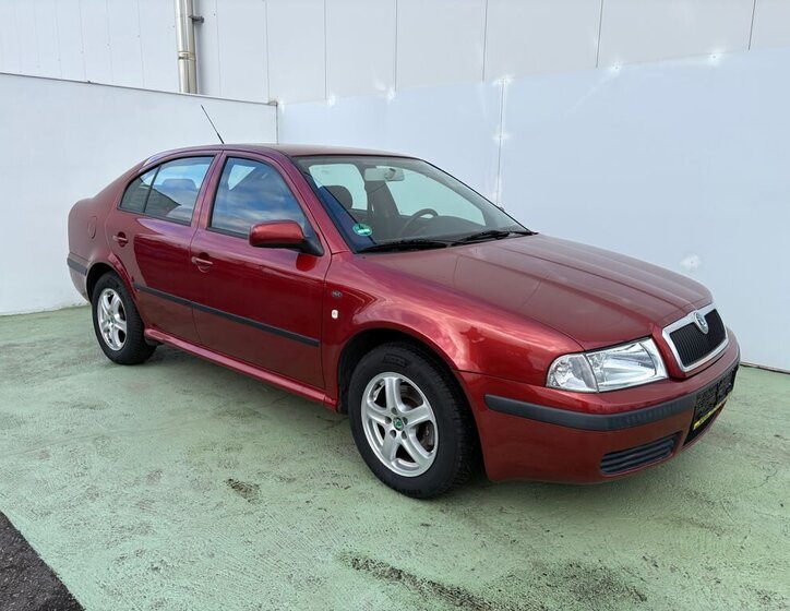 Škoda Octavia Liftback 2,0 l 85 kw