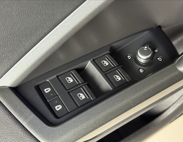 Audi Q3 SUV 2,0 l 140 kw