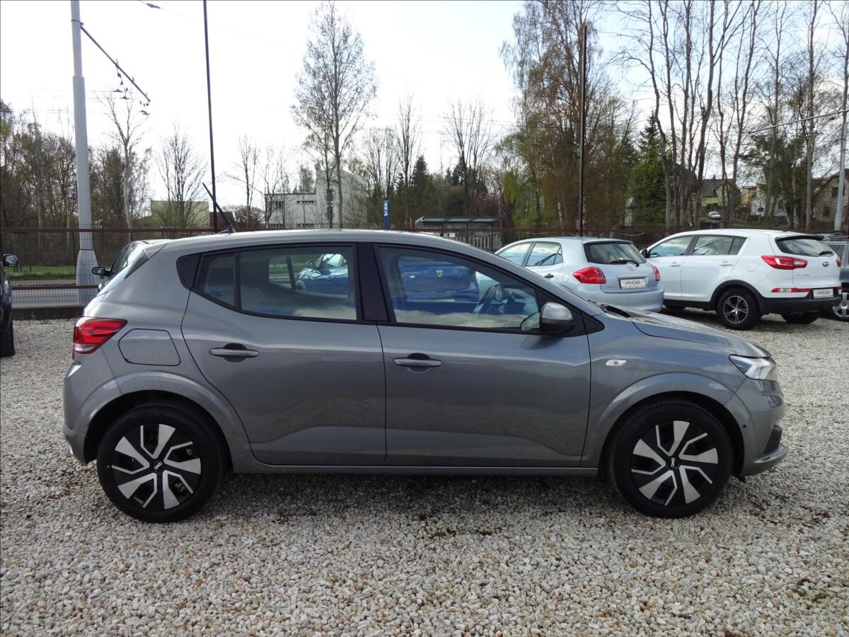 Dacia Sandero Hatchback 999,0 67 kw