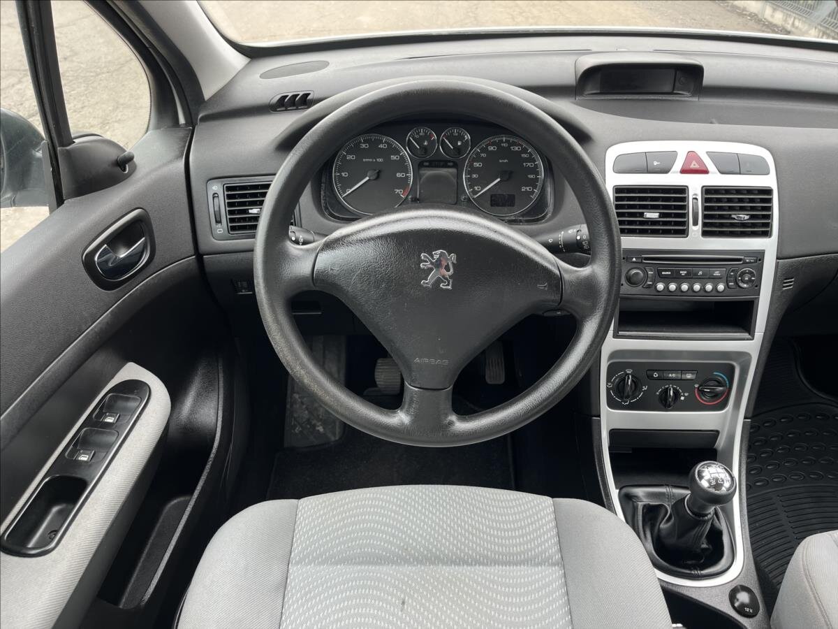 Peugeot 307 Hatchback 1,4 l 65 kw